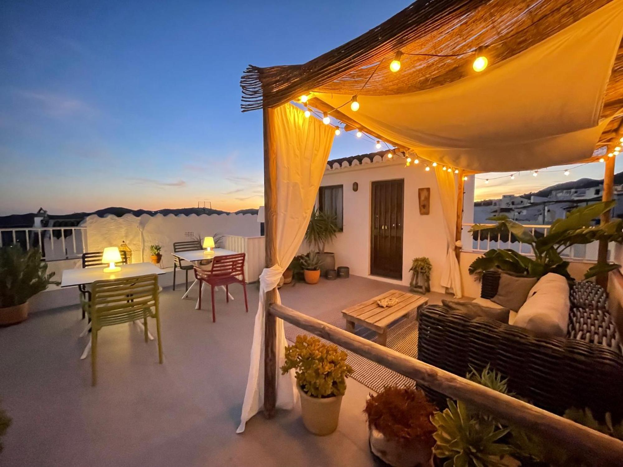 Los Nidos Apartments, Frigiliana Exteriör bild